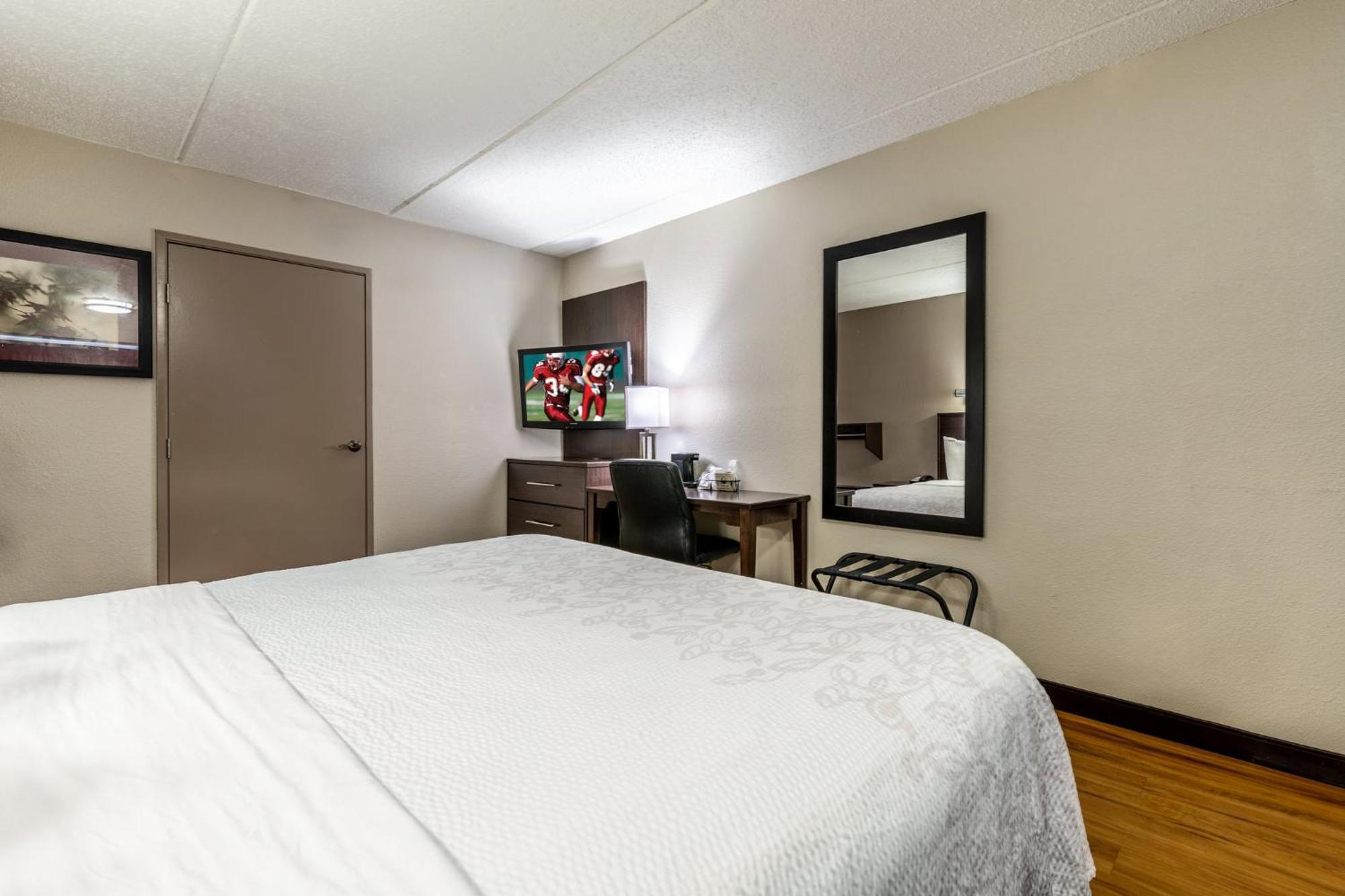 Red Roof Inn Plus+ Nashville Airport Εξωτερικό φωτογραφία