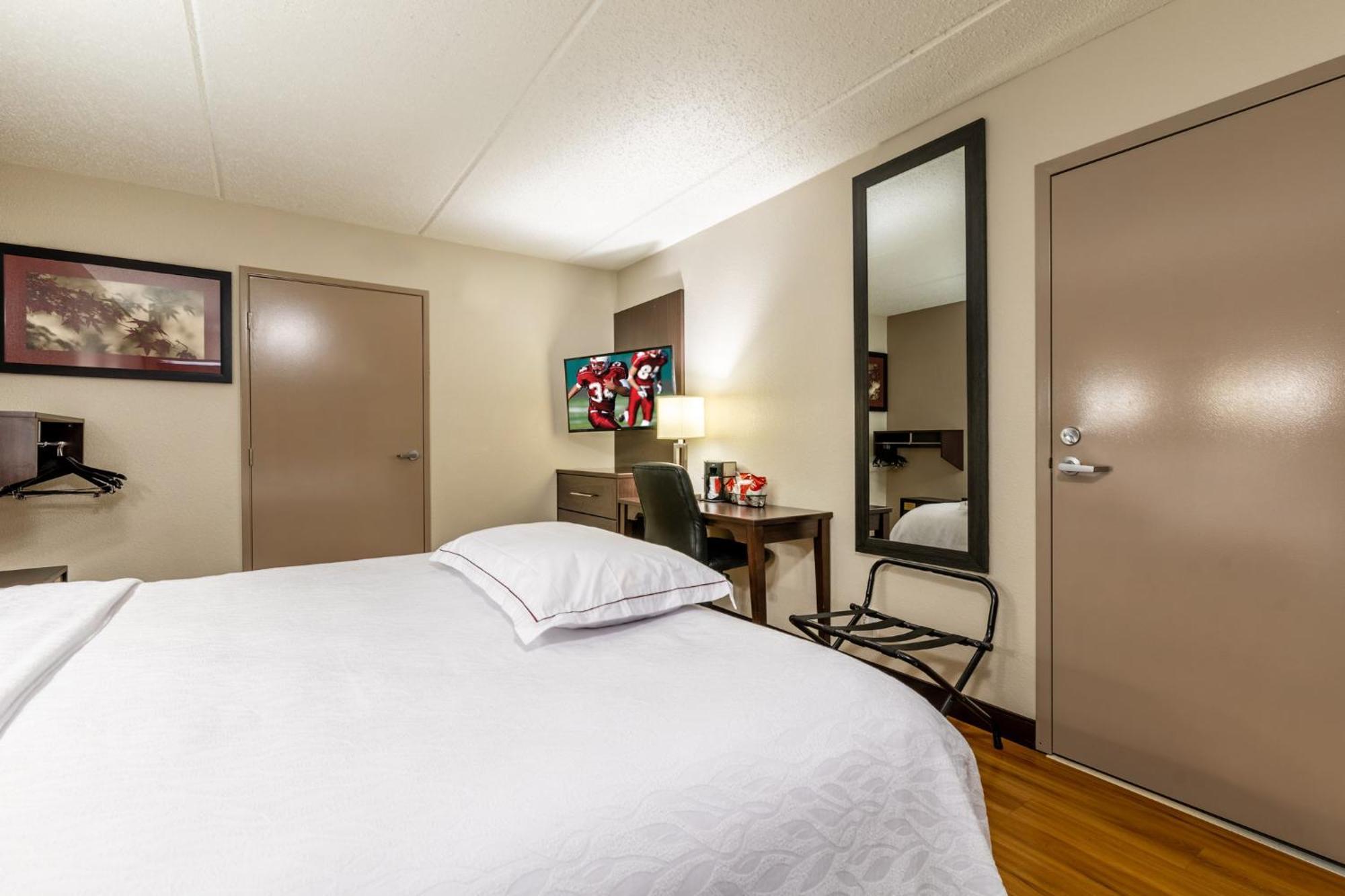 Red Roof Inn Plus+ Nashville Airport Εξωτερικό φωτογραφία