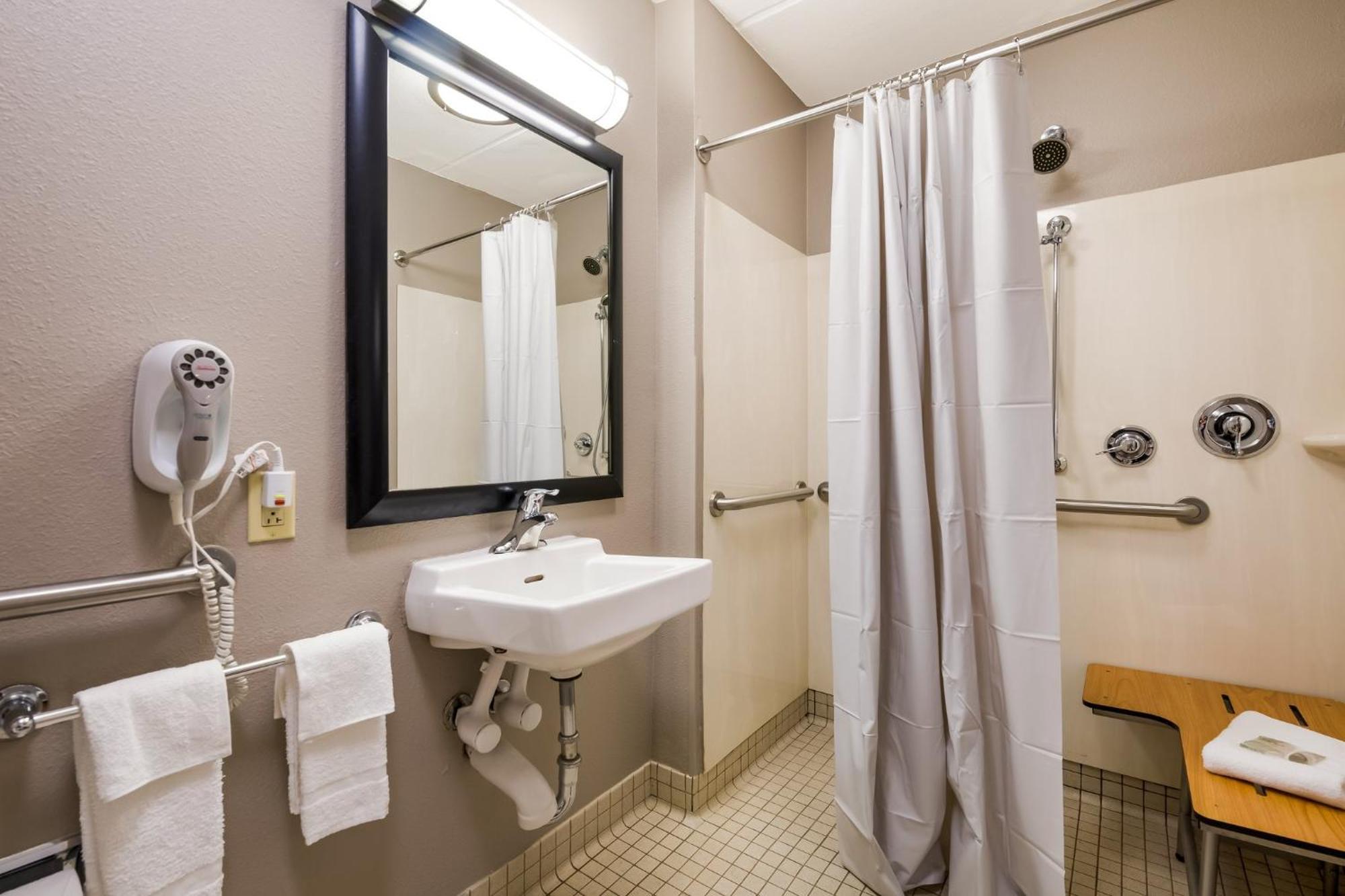 Red Roof Inn Plus+ Nashville Airport Εξωτερικό φωτογραφία