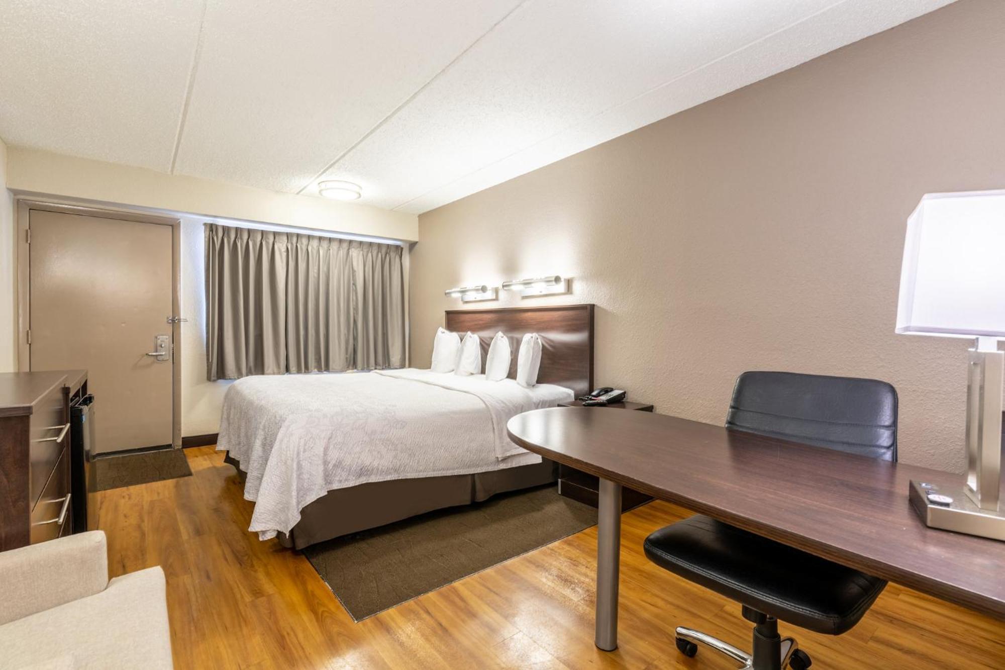 Red Roof Inn Plus+ Nashville Airport Εξωτερικό φωτογραφία