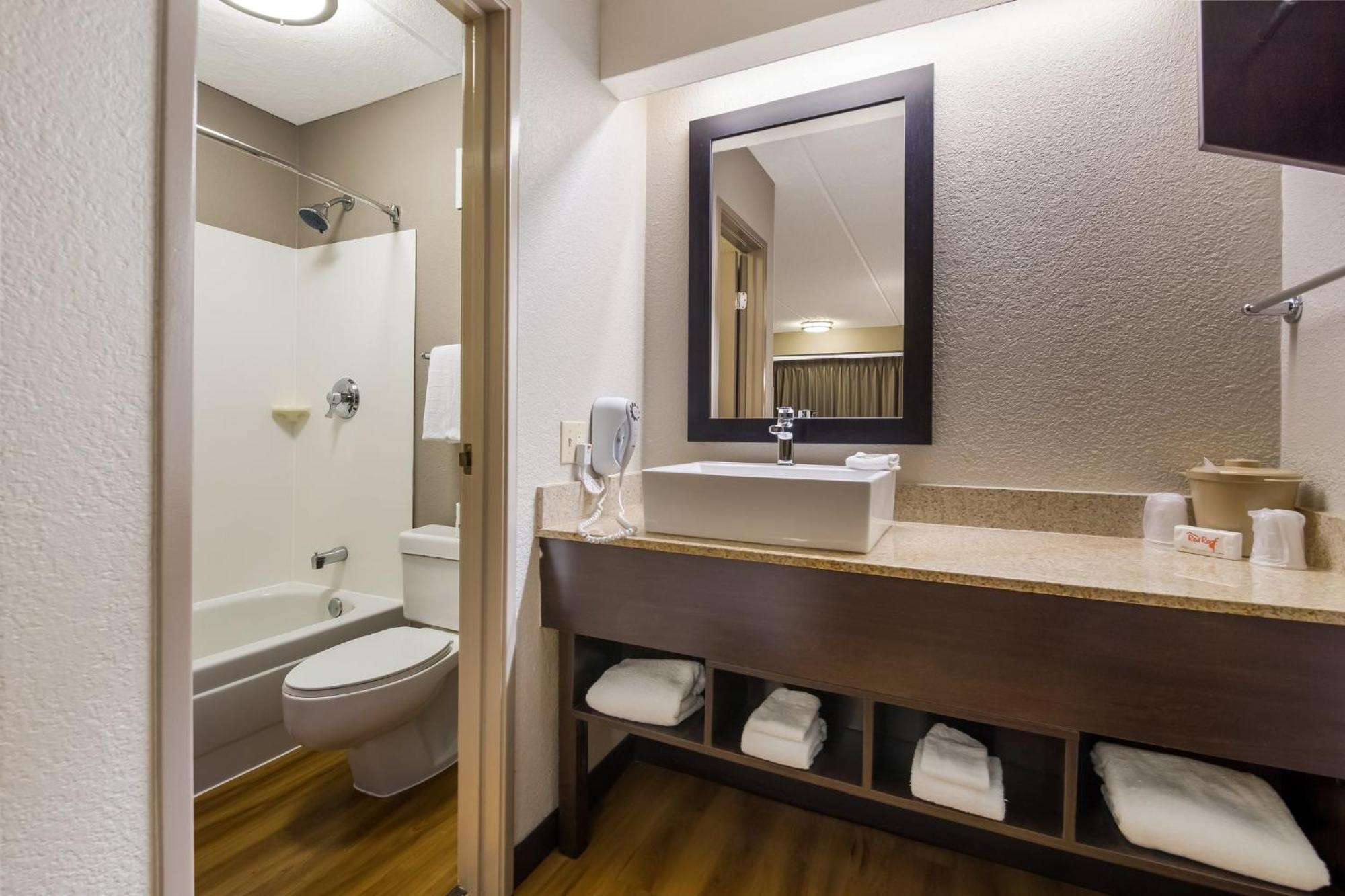 Red Roof Inn Plus+ Nashville Airport Εξωτερικό φωτογραφία