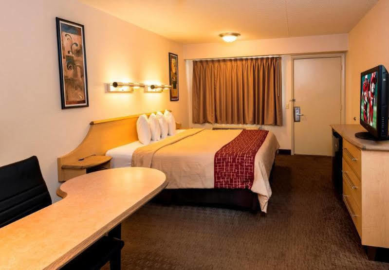 Red Roof Inn Plus+ Nashville Airport Εξωτερικό φωτογραφία